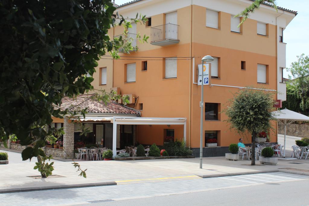 Hostal Montserrat Tona Экстерьер фото